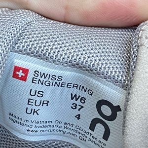 on running Shoes - On running shoes on running Shoes - On running shoes